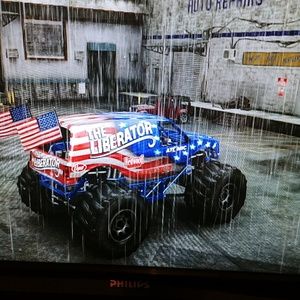 Meet your Posher, Raymond